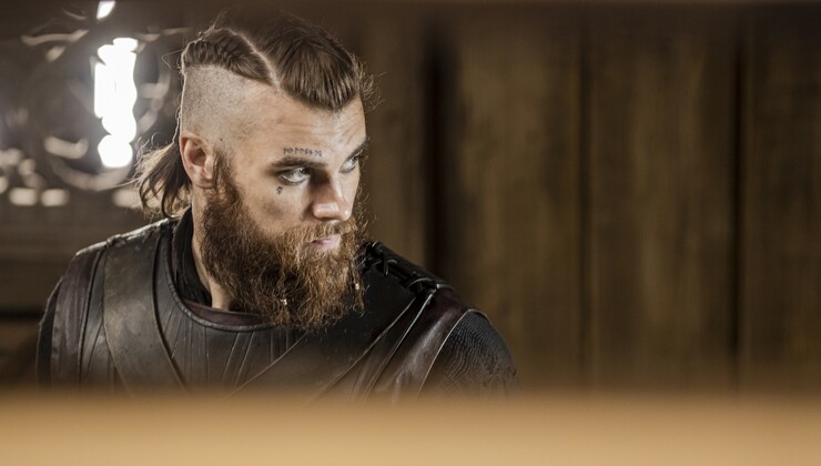 У Мэла Гибсона новый Иисус Христос — финн из сериала «Последнее королевство»