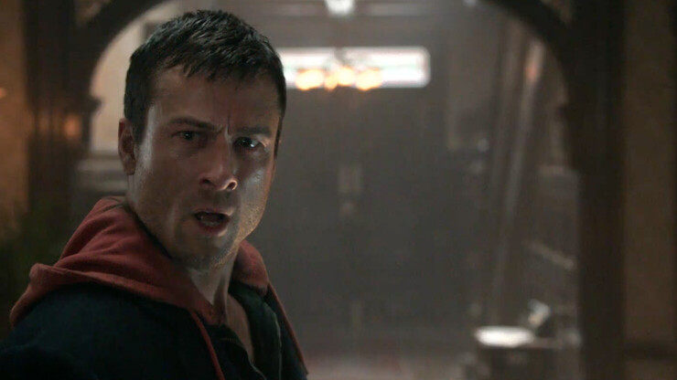 Опубликован новый постер фантастического экшена «Бегущий человек» Эдгара Райта