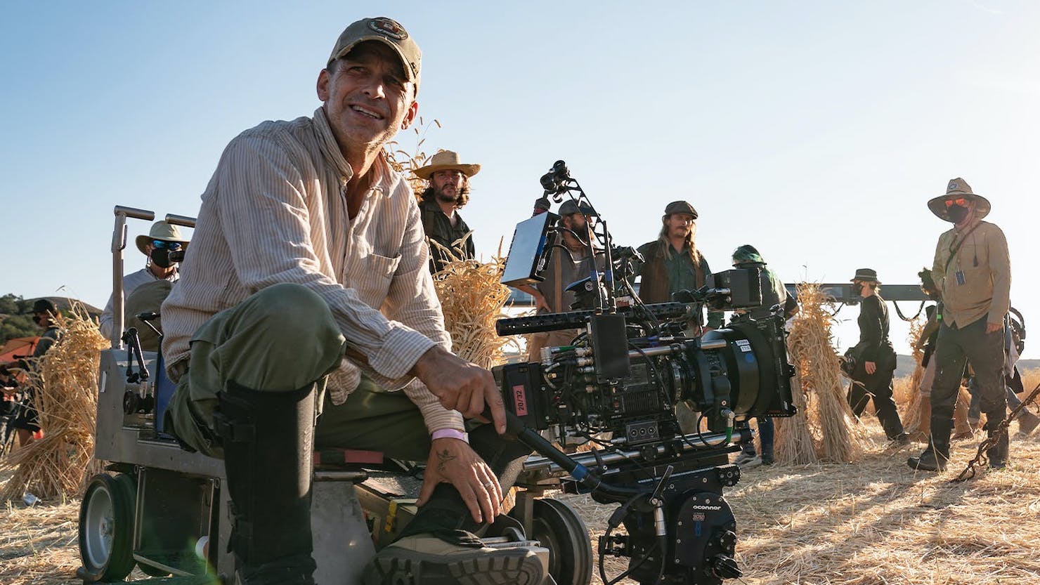 В «Мятежной луне» Зака Снайдера не покажут мятежную луну — она будет в триквеле