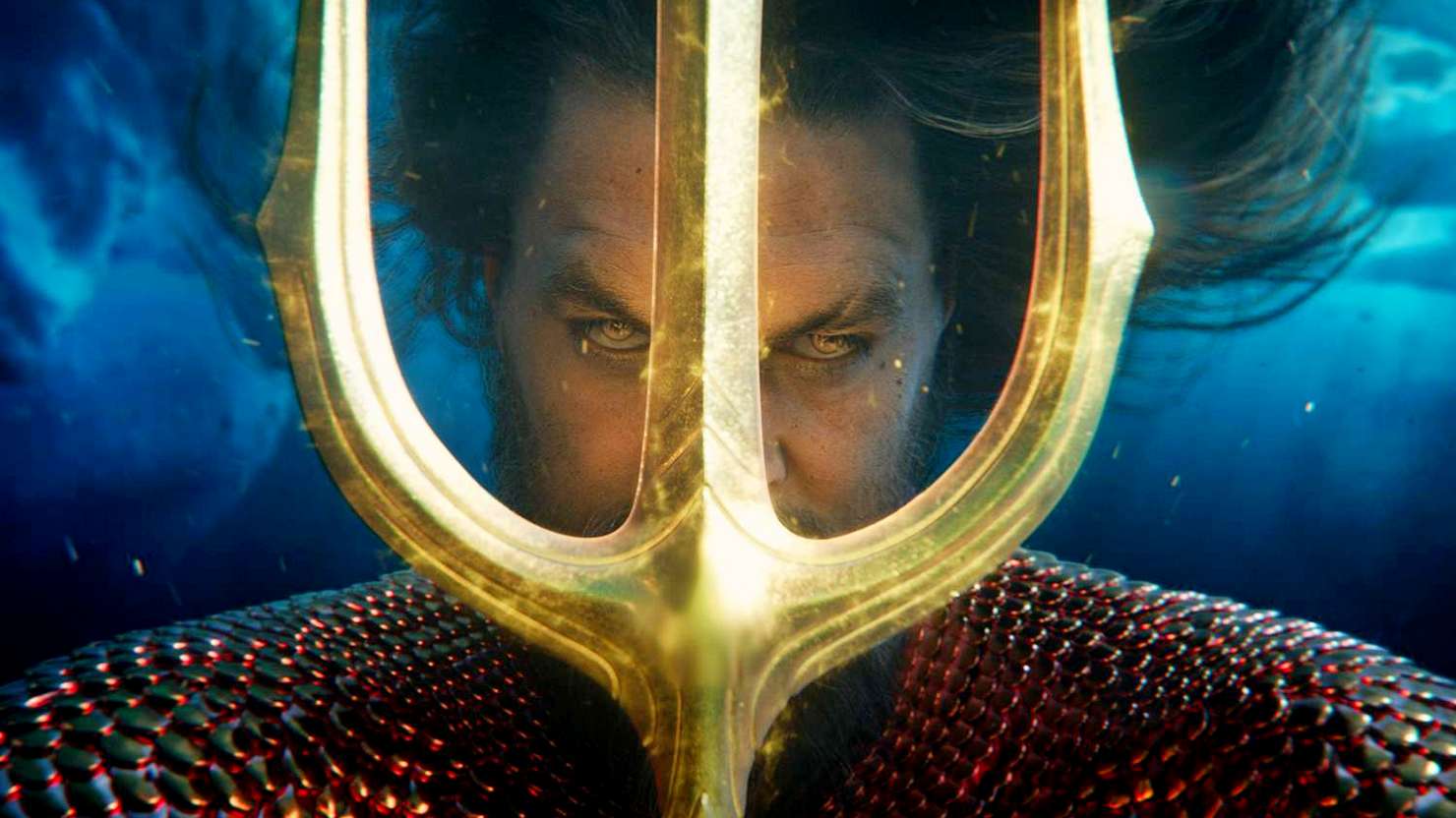 Аквамен и его боевой конёк на свежих промо «Aквaмeнa и пoтepяннoгo цapcтвa»