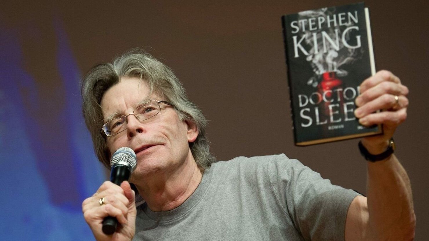 Стивен Кинг тоже не знает, почему до их пор не вышла экранизация его вампирского романа