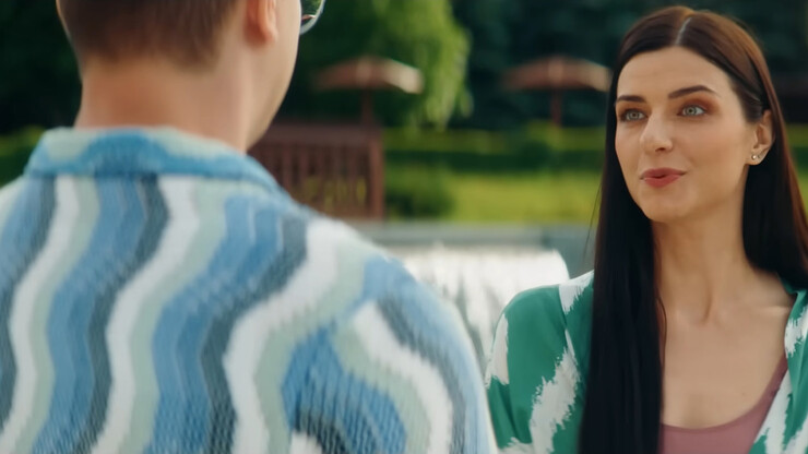 Источник: Yellow, Black and White