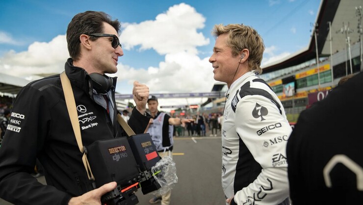 Источник: Apple Источник: Apple