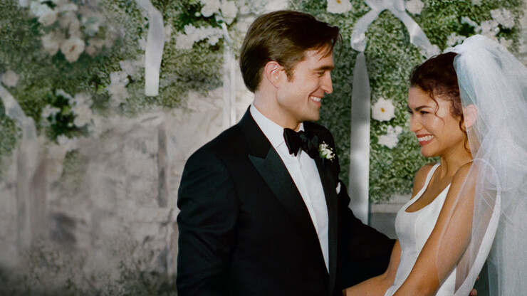 Источник: A24